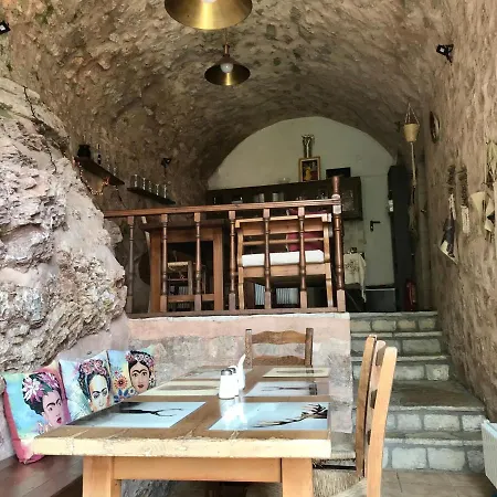 Xenios Tower Guest house *